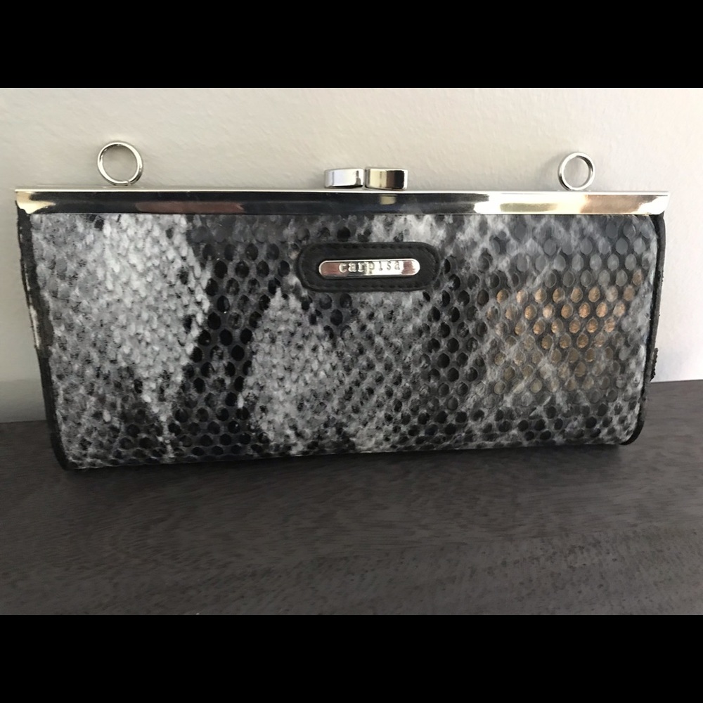 Small purse/wallet and card holder with chain